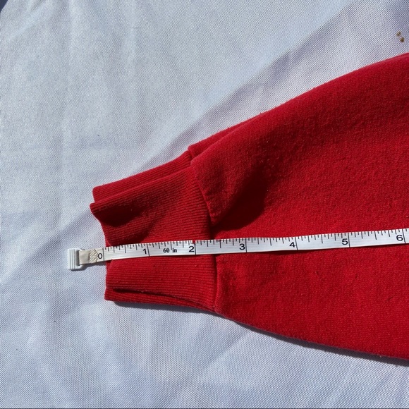 Y2K Red Mickey Mouse Disney Sweatshirt - Picture 11 of 13